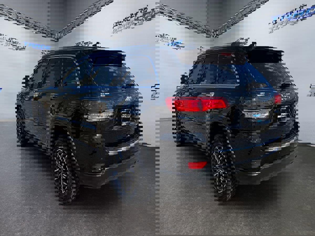 Used 2022 Jeep Grand Cherokee Limited image 7