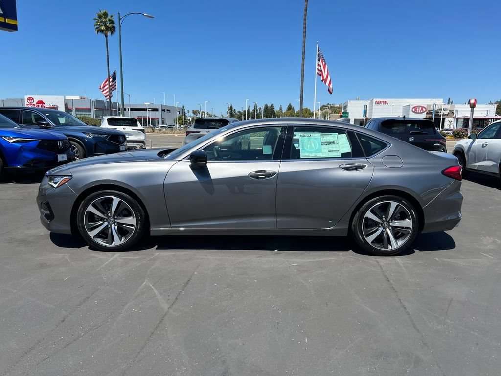 Used 2025 Acura TLX w/ Technology Package FWD image 6