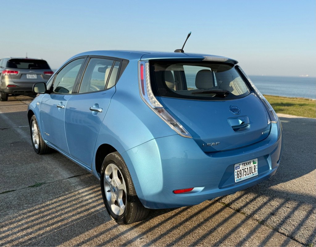 Used 2012 Nissan Leaf SL image 7