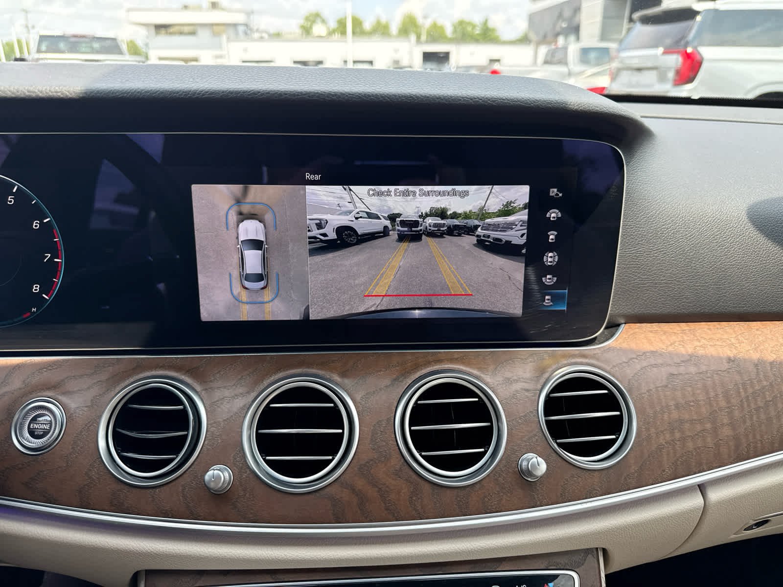 Used 2023 Mercedes-Benz E 350 4MATIC Sedan image 18