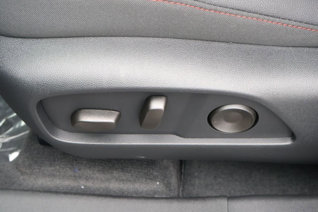 New 2026 Chevrolet Equinox RS w/ Safety and Technology Package image 16