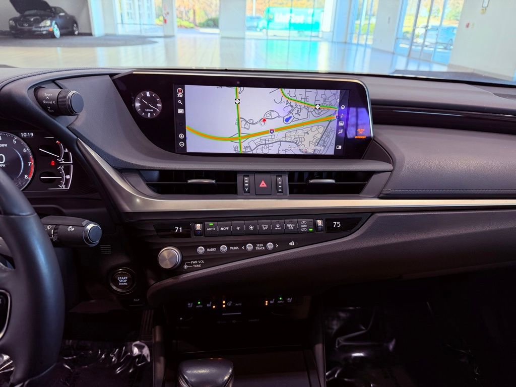 Certified 2021 Lexus ES 350 w/ Premium Package image 24