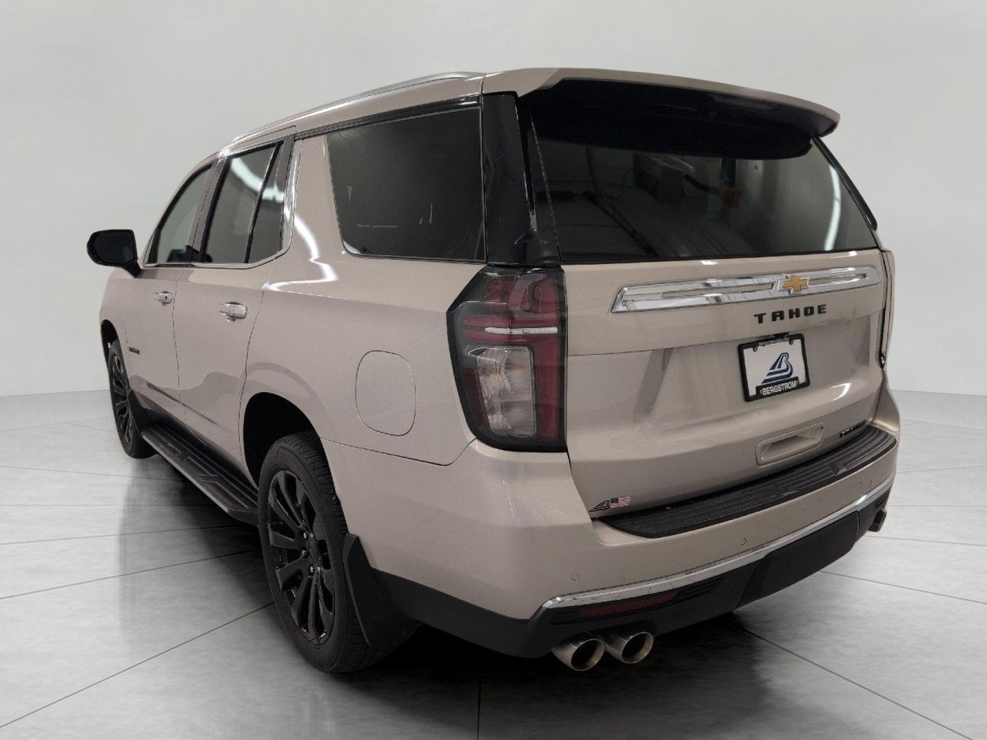 Used 2021 Chevrolet Tahoe Premier AWD/4WD image 20
