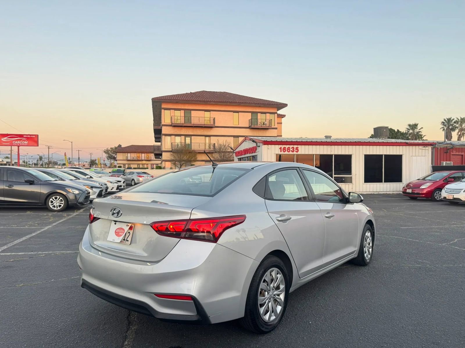 Used 2018 Hyundai Accent SE image 9
