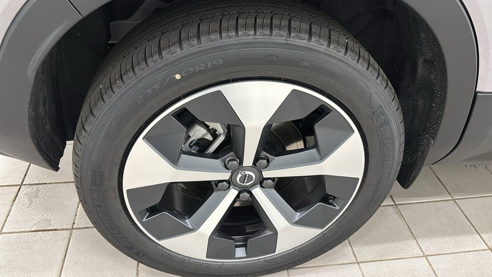 Used 2026 Volvo XC40 B5 Plus w/ Protection Package Premier AWD/4WD image 29