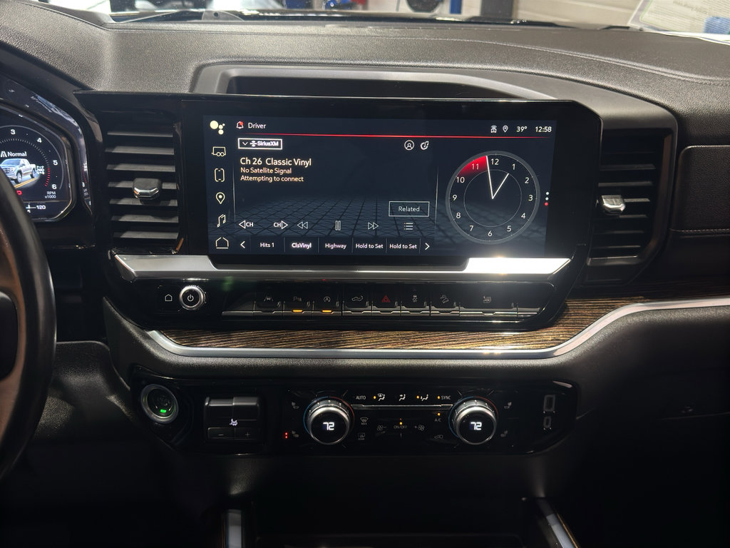 Used 2024 GMC Sierra 1500 Elevation w/ Elevation Premium Package image 31