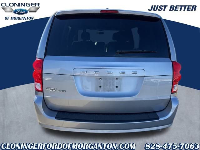 Used 2016 Dodge Grand Caravan SE image 9