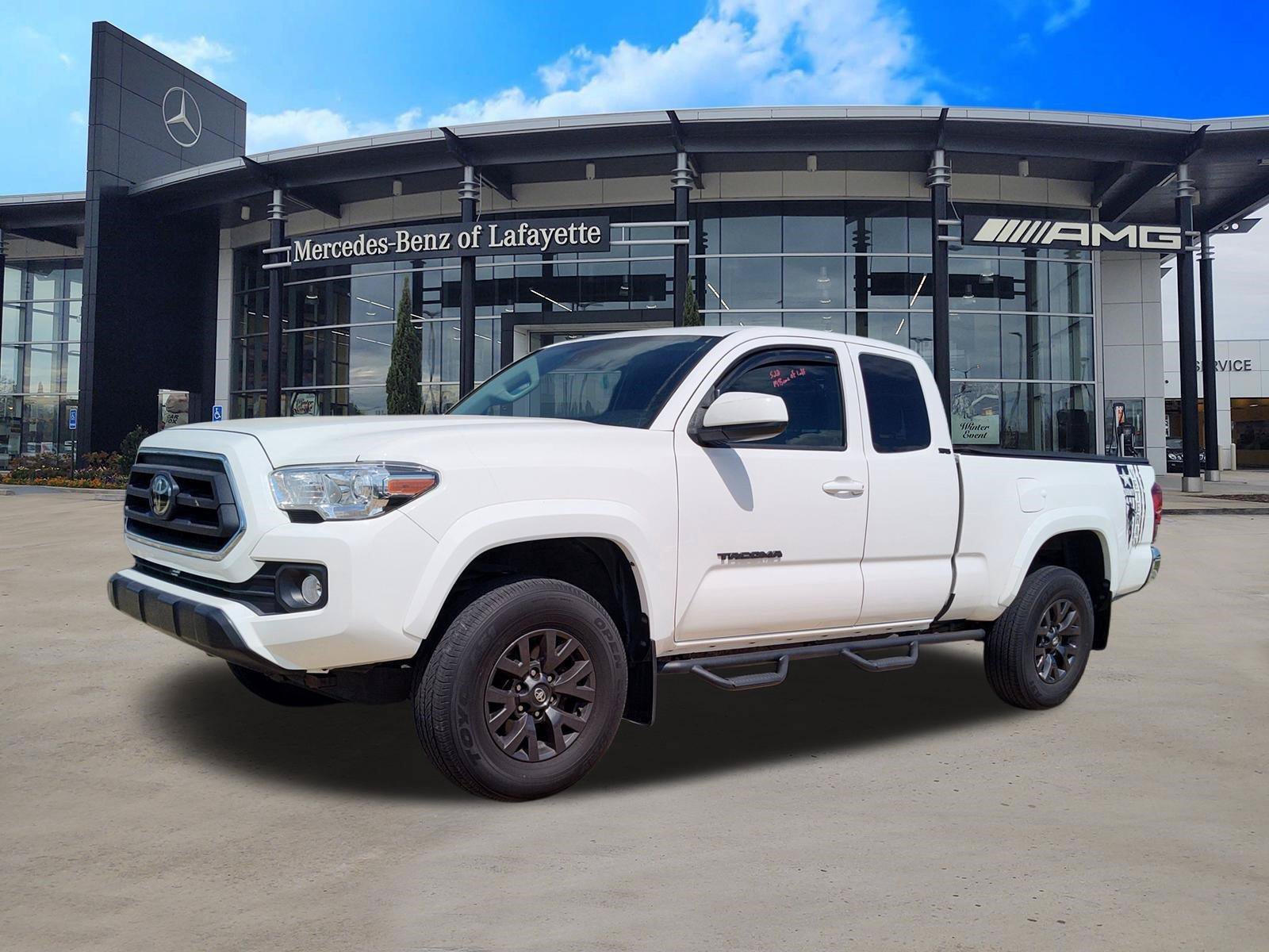 Used 2022 Toyota Tacoma SR5 w/ SR5 Appearance Package (SM)