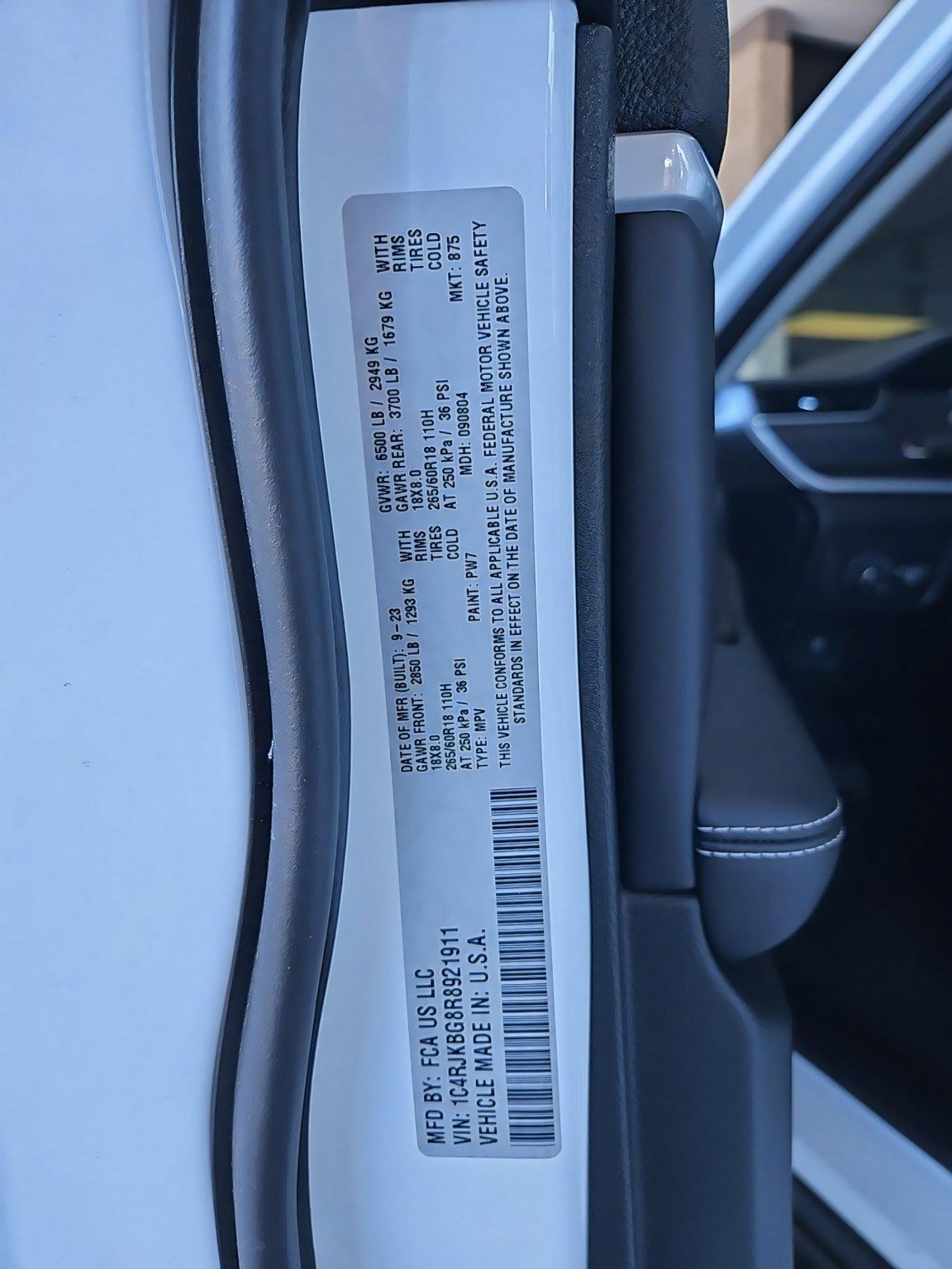New 2024 Jeep Grand Cherokee L Limited image 29