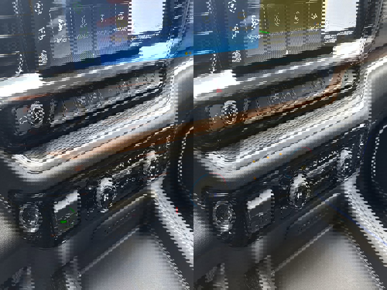 New 2026 Chevrolet Silverado 3500 LT w/ Convenience Package image 21