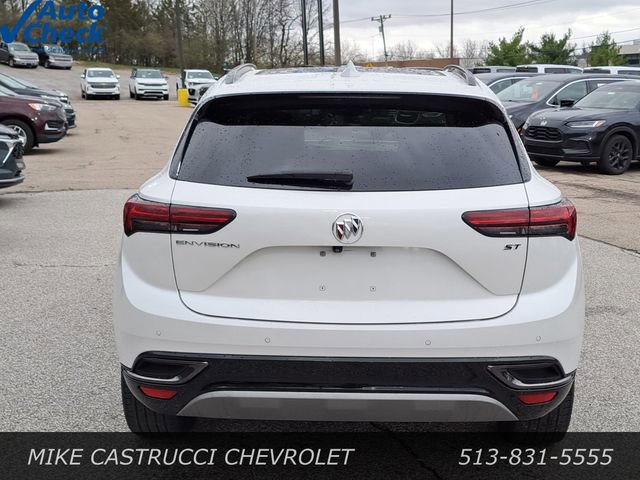 Used 2023 Buick Envision Essence w/ Sport Touring Package image 4