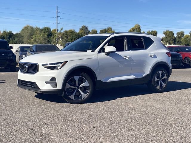 Certified 2025 Volvo XC40 B5 Core w/ Protection Package Premier image 2