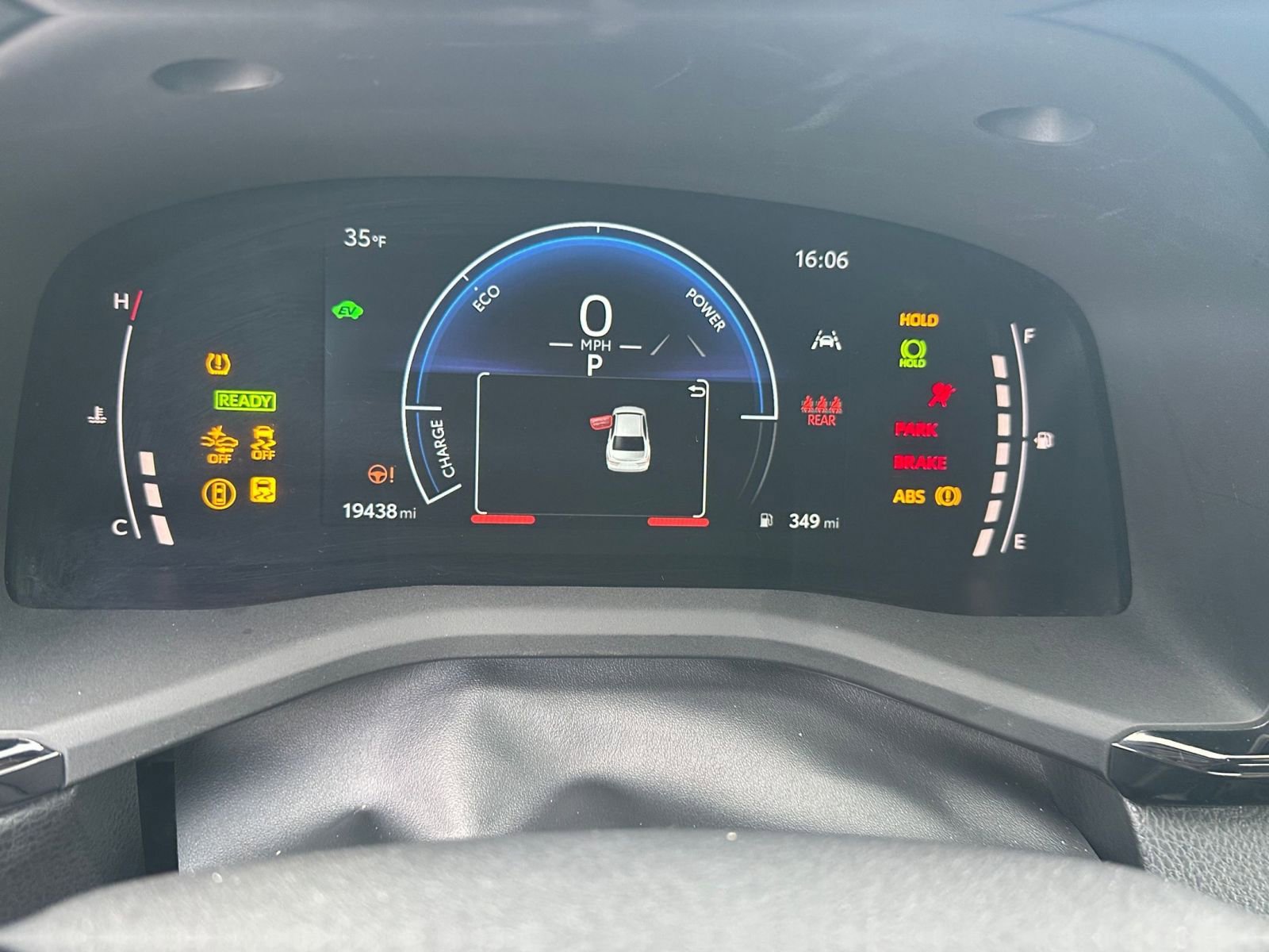 Used 2025 Toyota Camry LE image 39