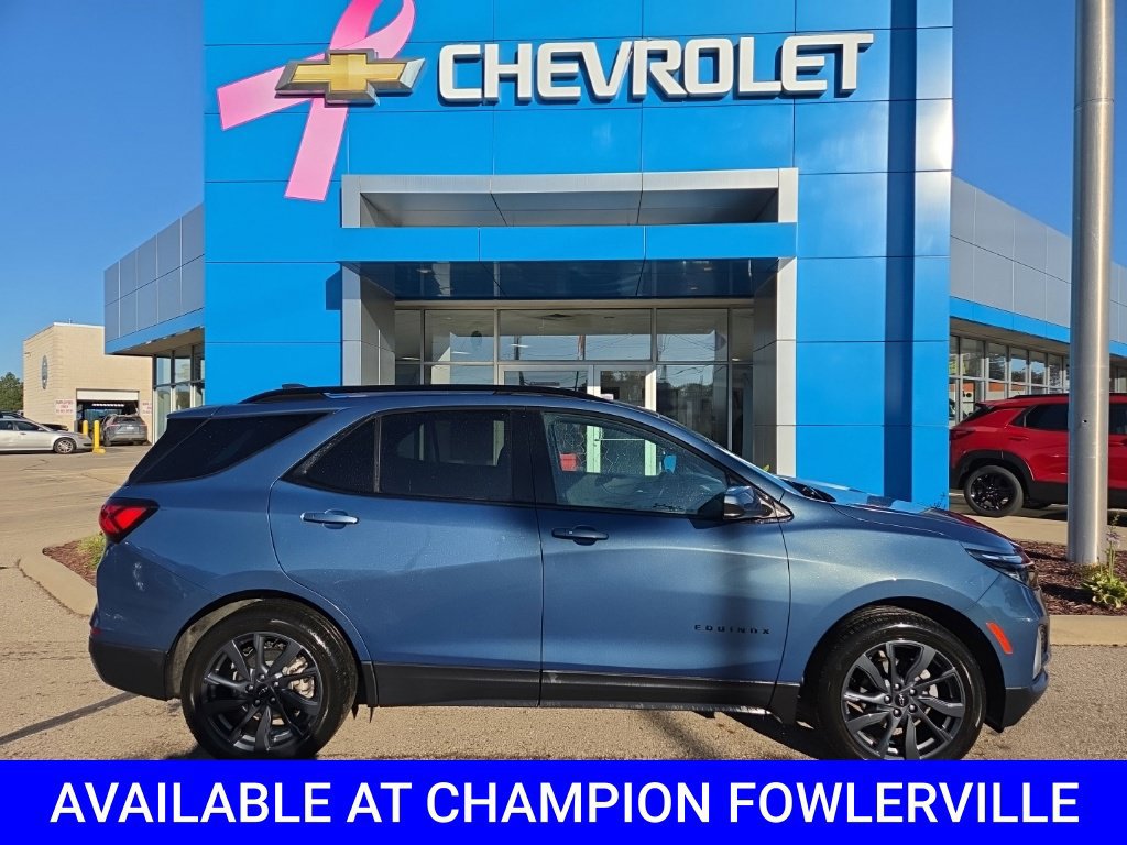 Used 2024 Chevrolet Equinox RS w/ LPO, Floor Liner Package AWD/4WD image 2