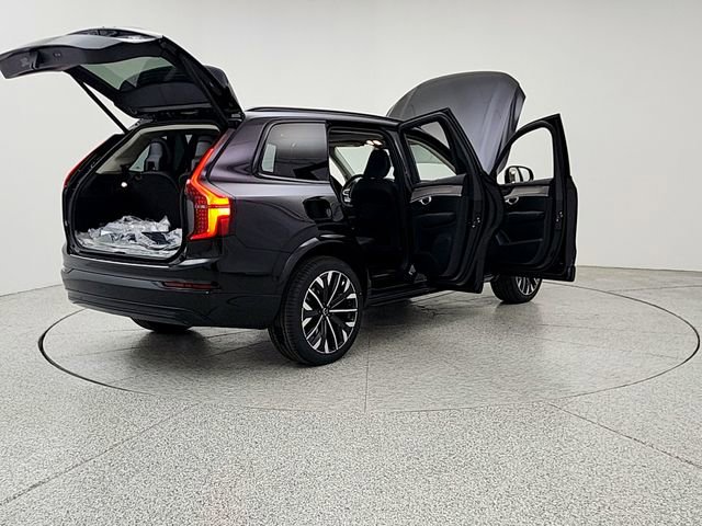 New 2026 Volvo XC90 T8 Ultra w/ Protection Package AWD/4WD image 11