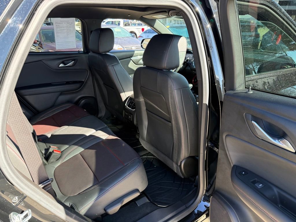 Used 2023 Chevrolet Blazer RS w/ Driver Confidence II Package image 17