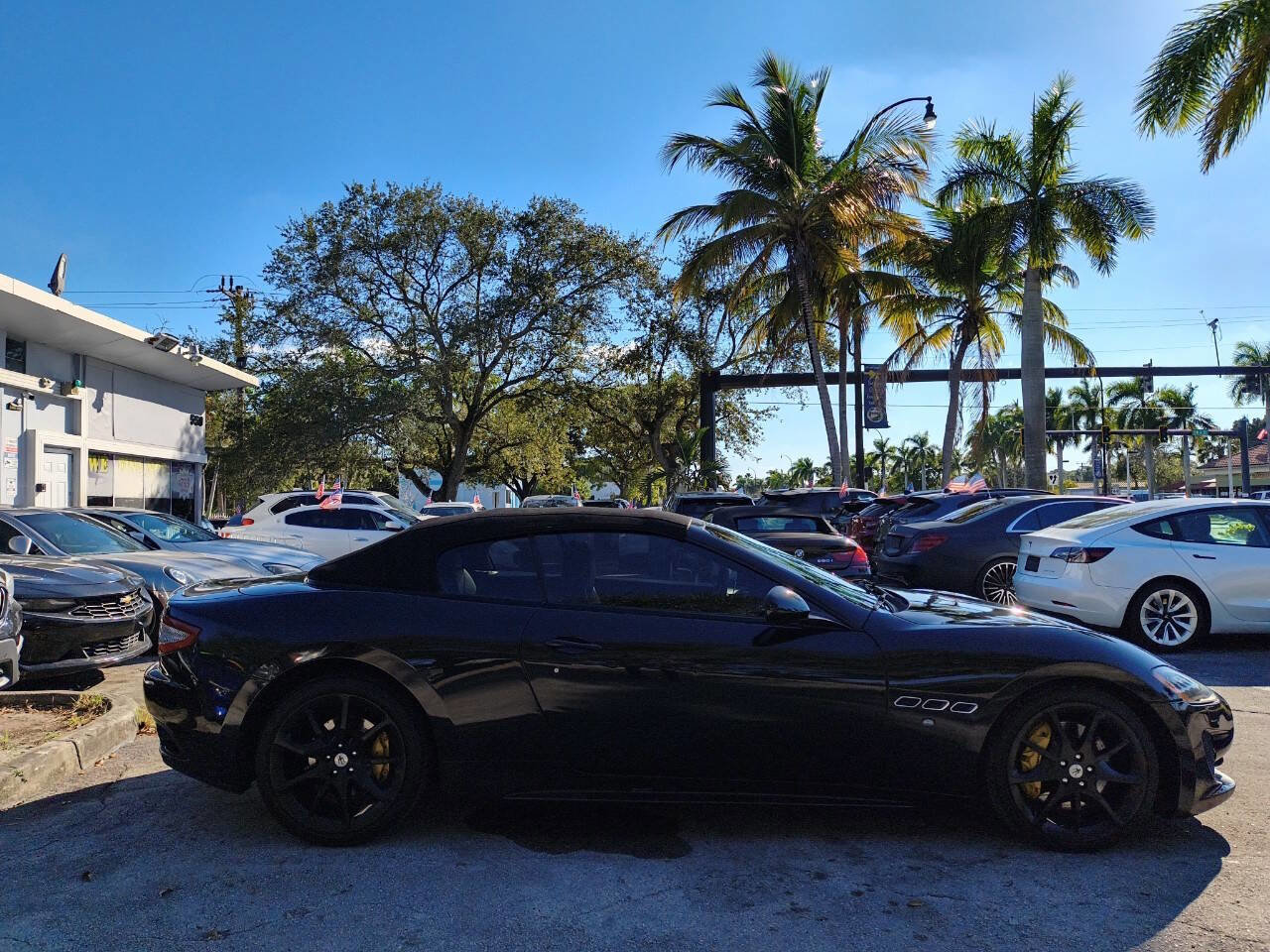 Used 2015 Maserati GranTurismo Sport RWD image 12