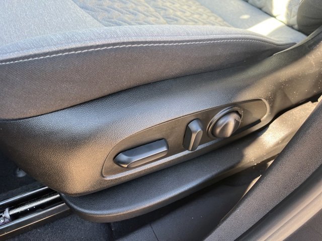 Used 2022 Chevrolet Equinox LS w/ LS Convenience Package image 15