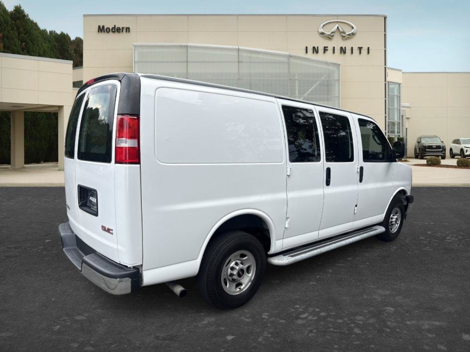 Used 2023 GMC Savana 2500 w/ Driver Convenience Package RWD image 5