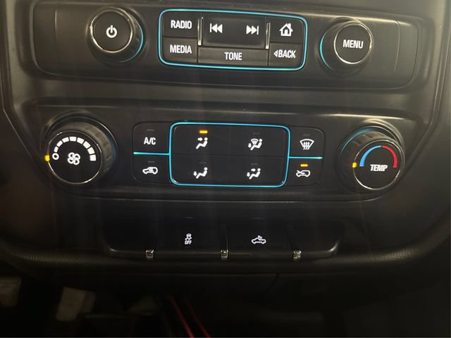 Used 2015 Chevrolet Silverado 2500 W/T AWD/4WD image 31