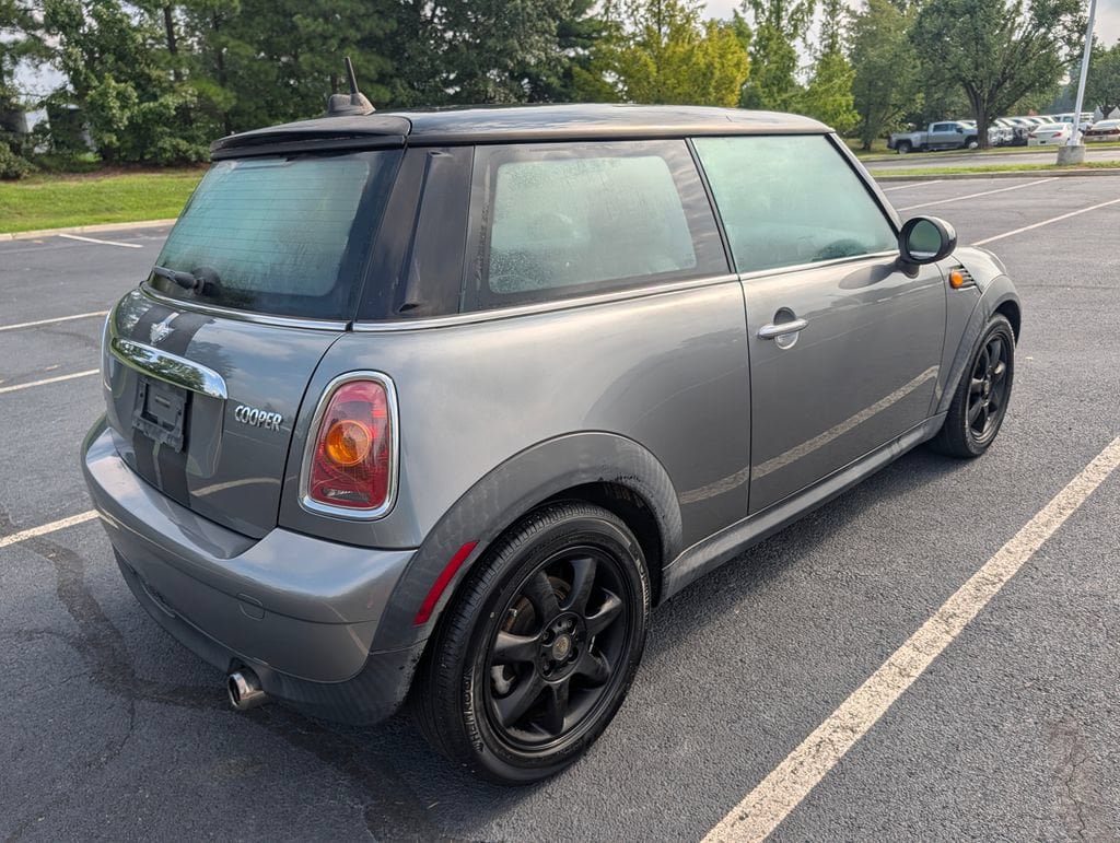 Used 2010 MINI Cooper Hardtop FWD image 20