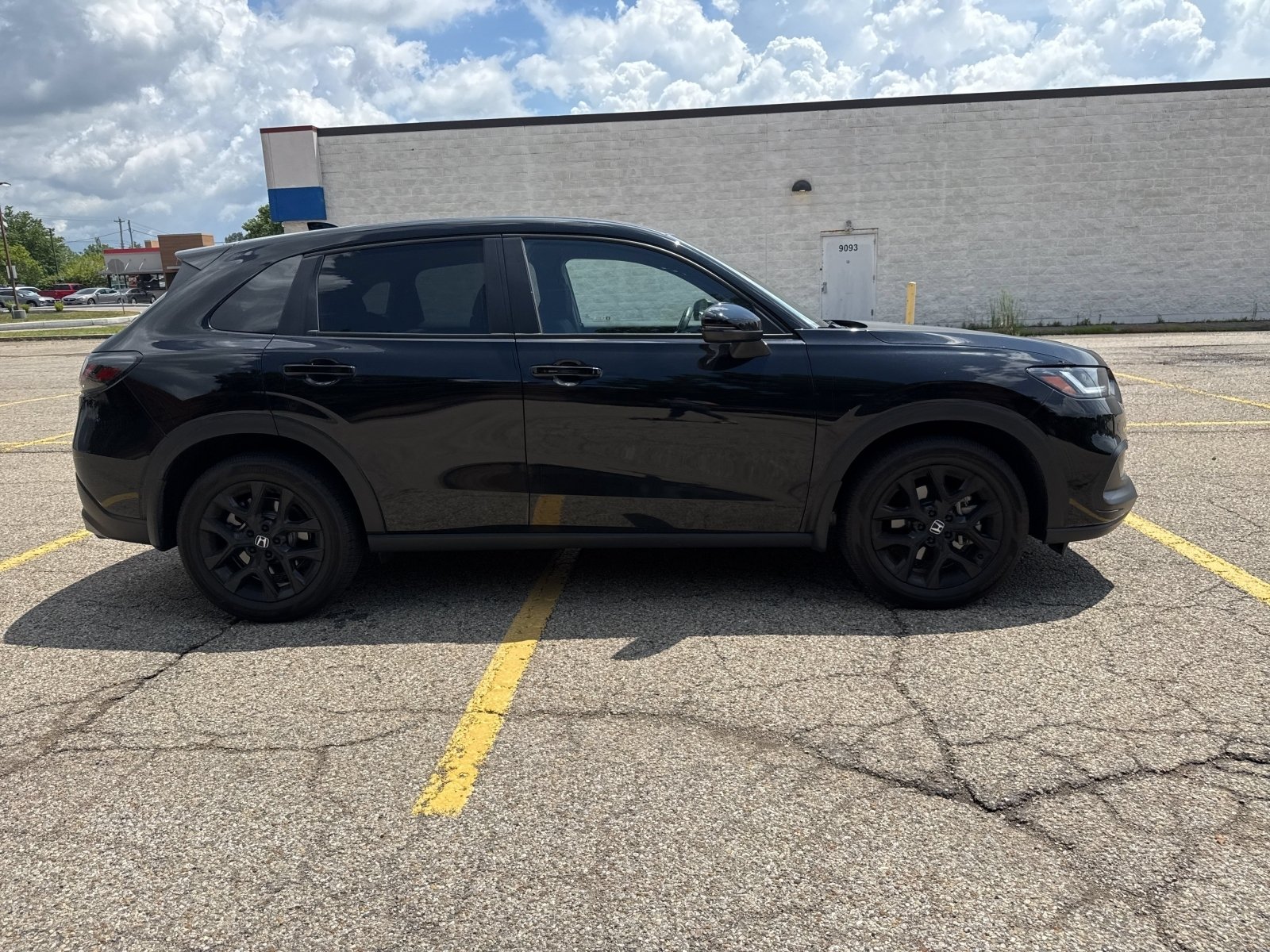 Used 2024 Honda HR-V Sport image 21