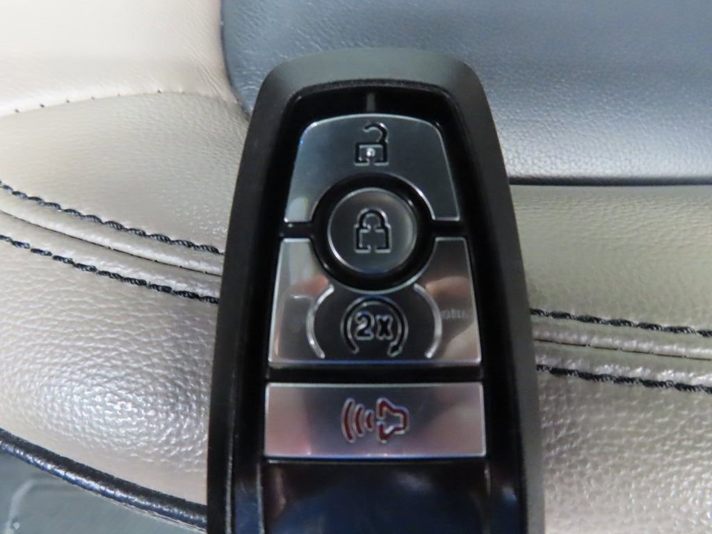 Used 2024 Ford Bronco Wildtrak image 49