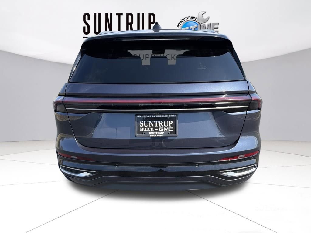 Used 2024 Lincoln Nautilus Reserve w/ Equipment Group 203A image 4