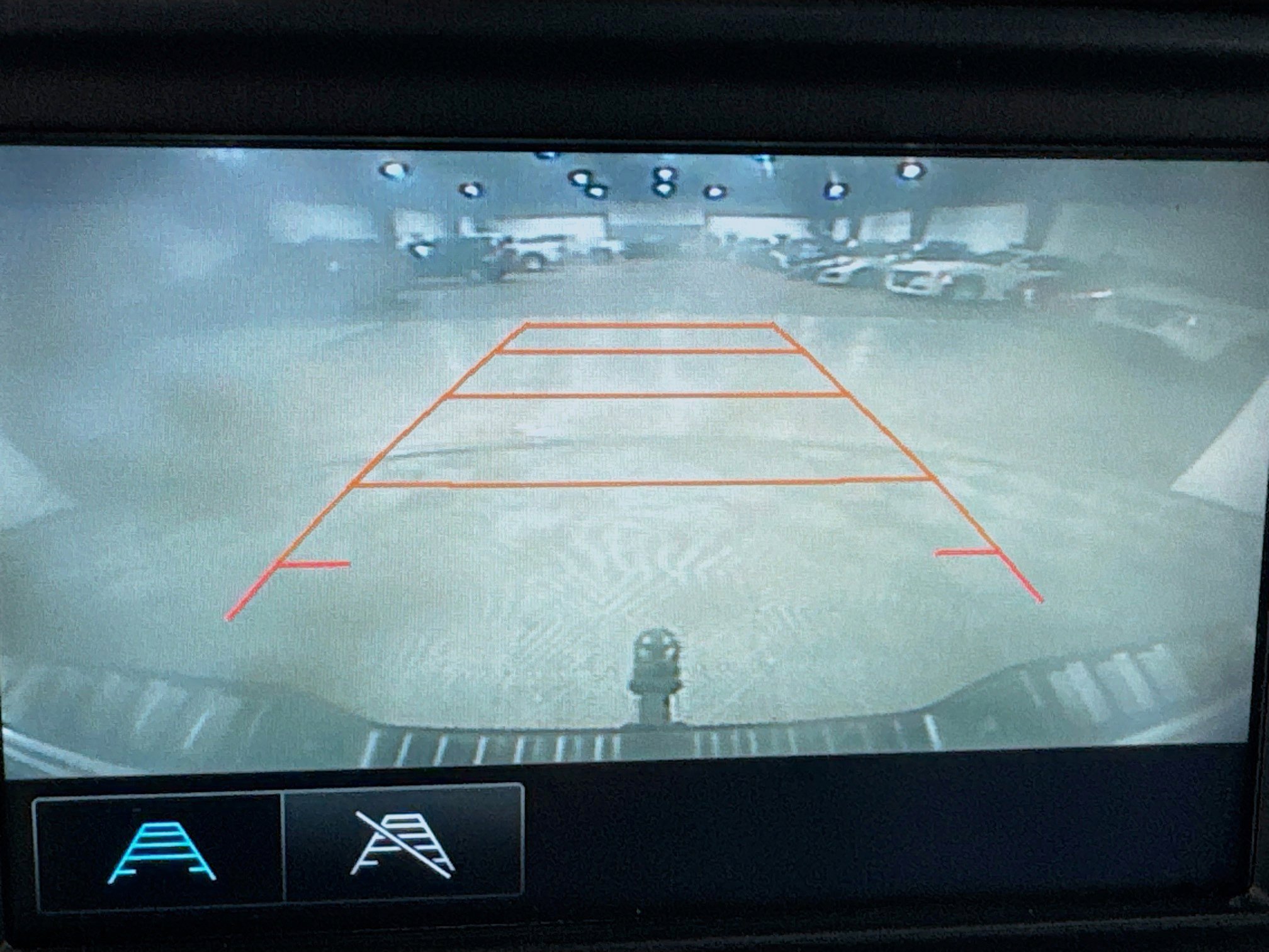 Used 2018 Chevrolet Silverado 1500 Custom w/ Custom Value Package RWD image 17