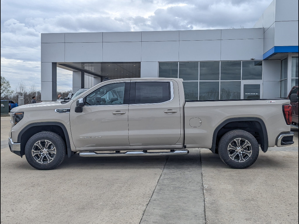 New 2026 GMC Sierra 1500 SLE image 9