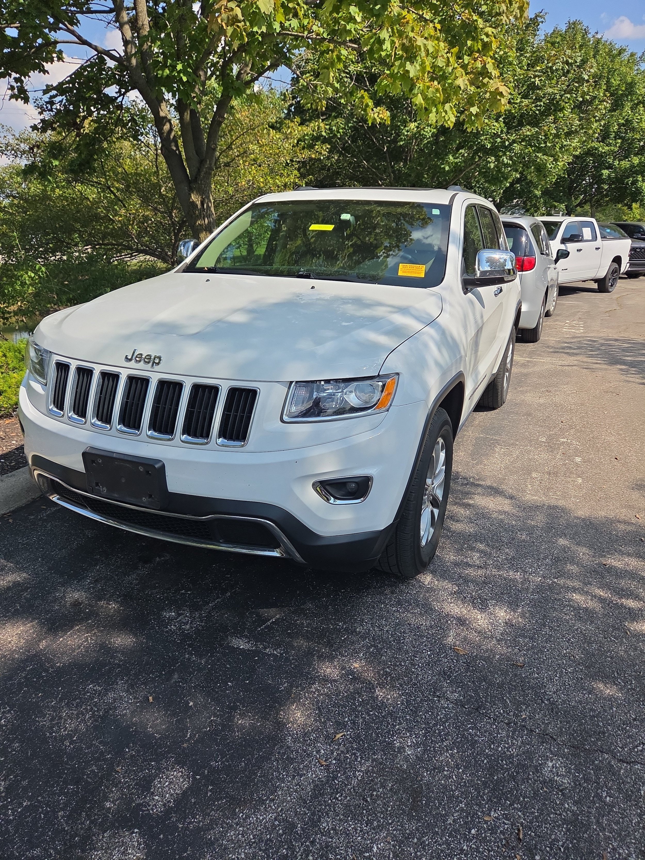 Used 2016 Jeep Grand Cherokee Limited AWD/4WD image 1