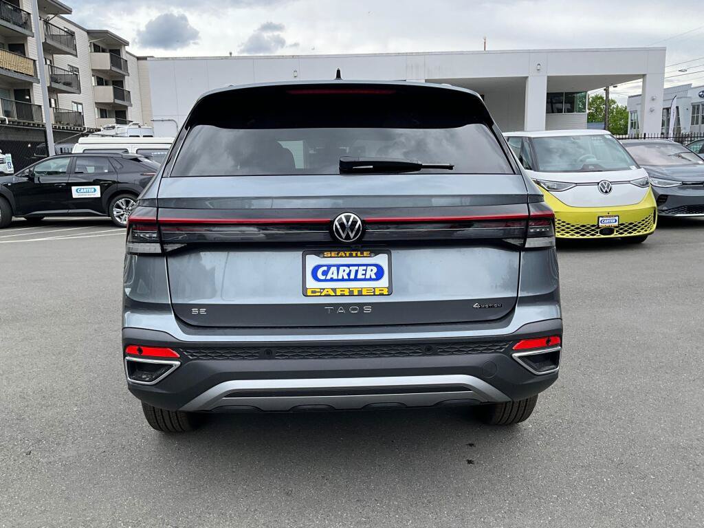 New 2026 Volkswagen Taos SE AWD/4WD image 7