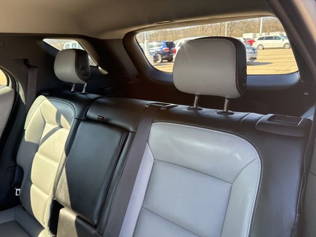 Used 2020 Chevrolet Equinox Premier image 36