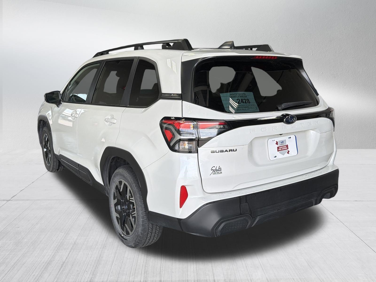 Used 2025 Subaru Forester Premium AWD/4WD image 5