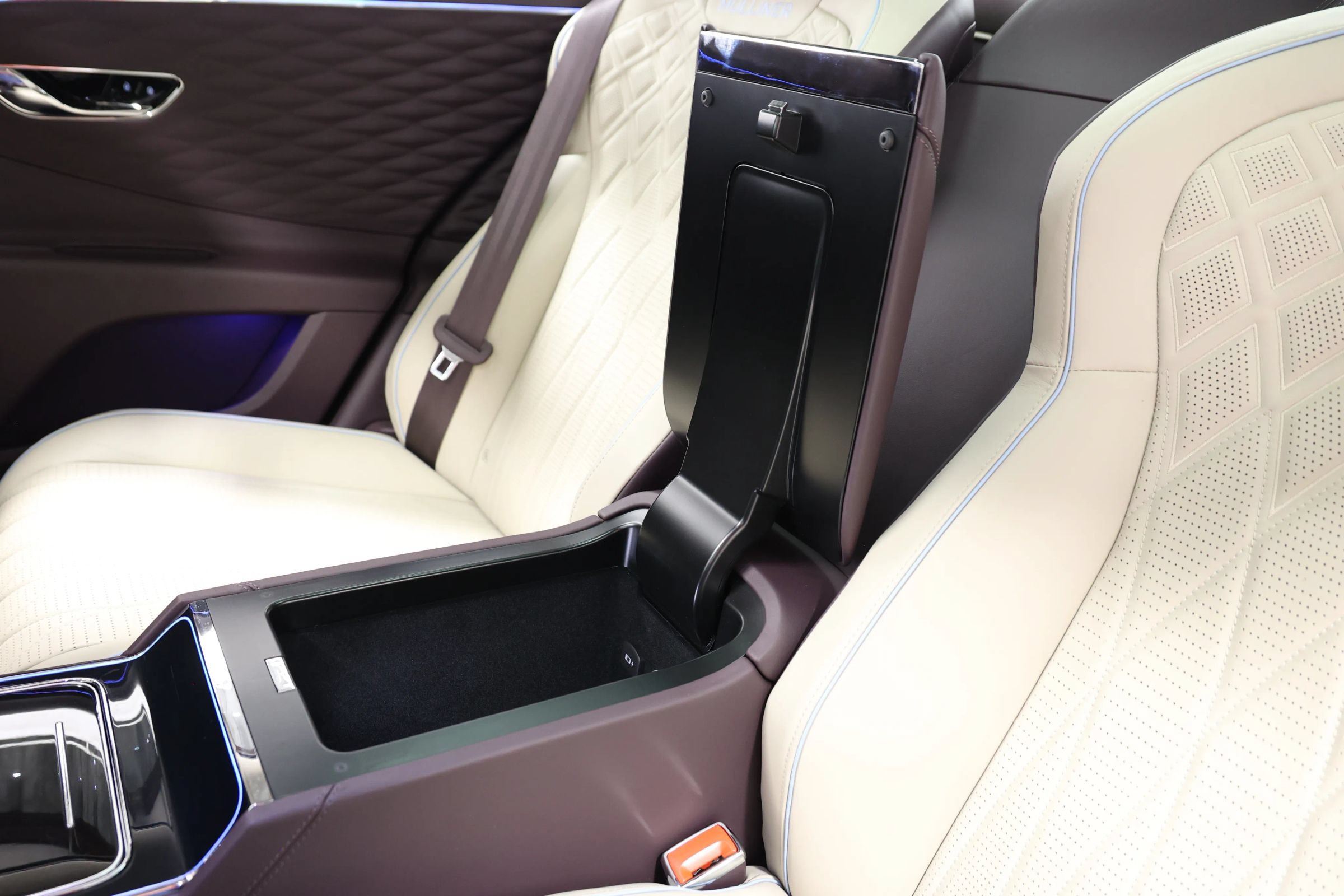 Used 2022 Bentley Flying Spur V8 AWD/4WD image 81