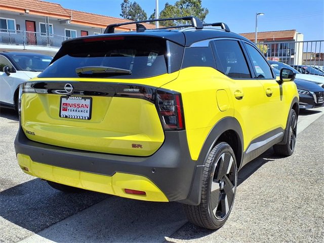 New 2026 Nissan Kicks SR image 8