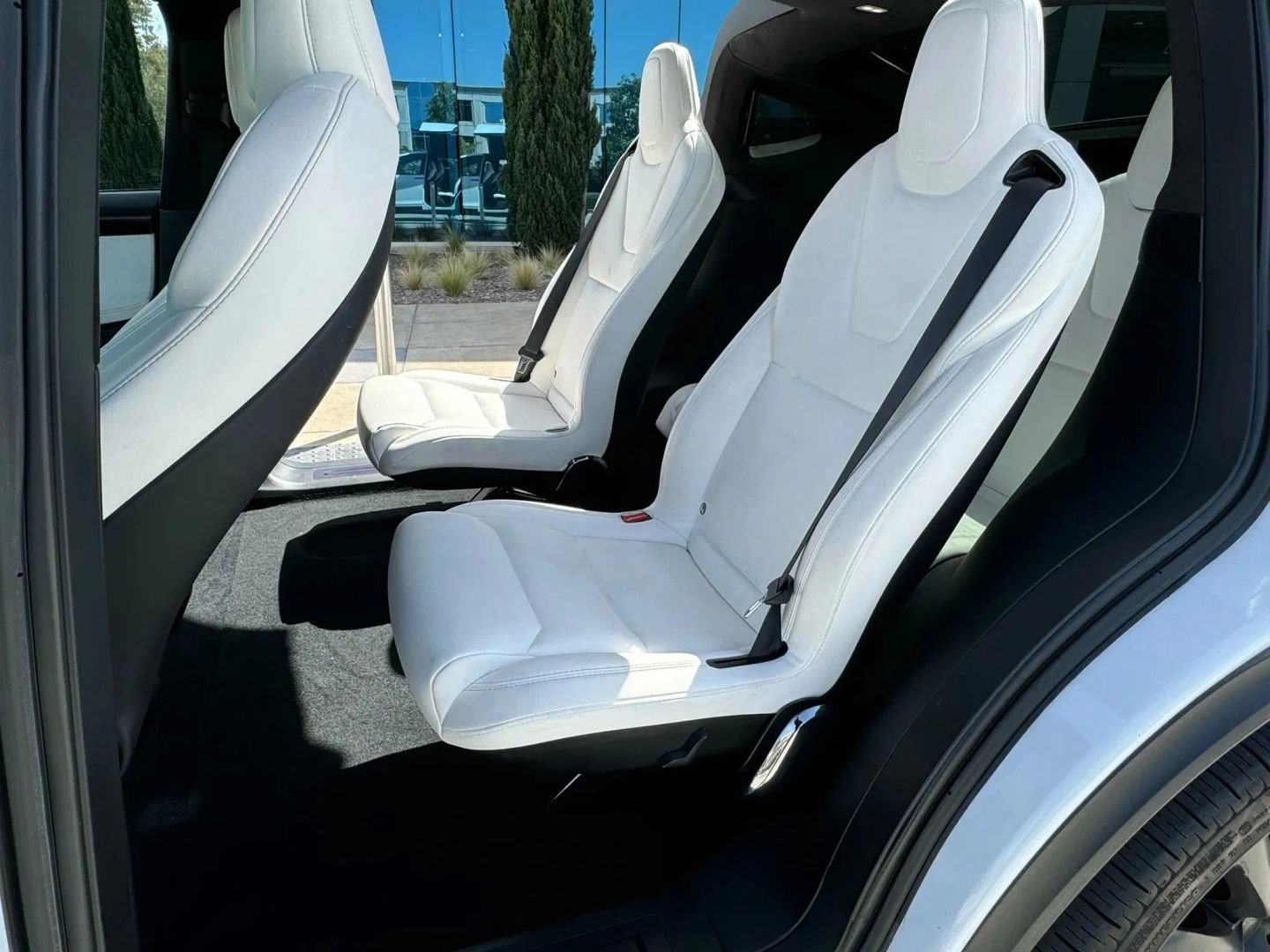Used 2019 Tesla Model X Long Range AWD/4WD image 17