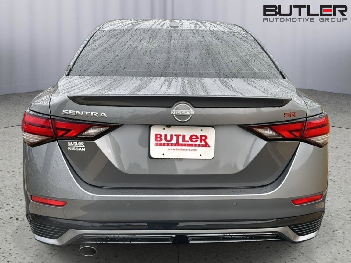 Used 2024 Nissan Sentra SR w/ SR Premium Package image 4