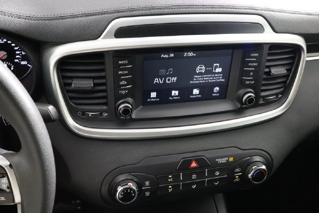 Used 2020 Kia Sorento LX AWD/4WD image 19