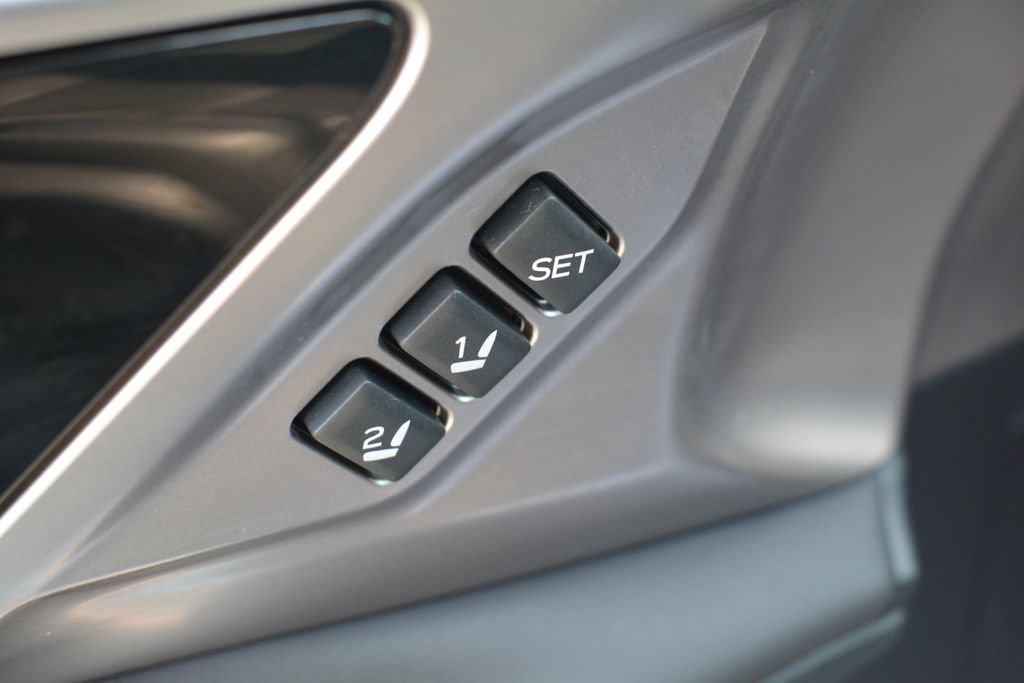Used 2026 Toyota Sienna XSE AWD/4WD image 8
