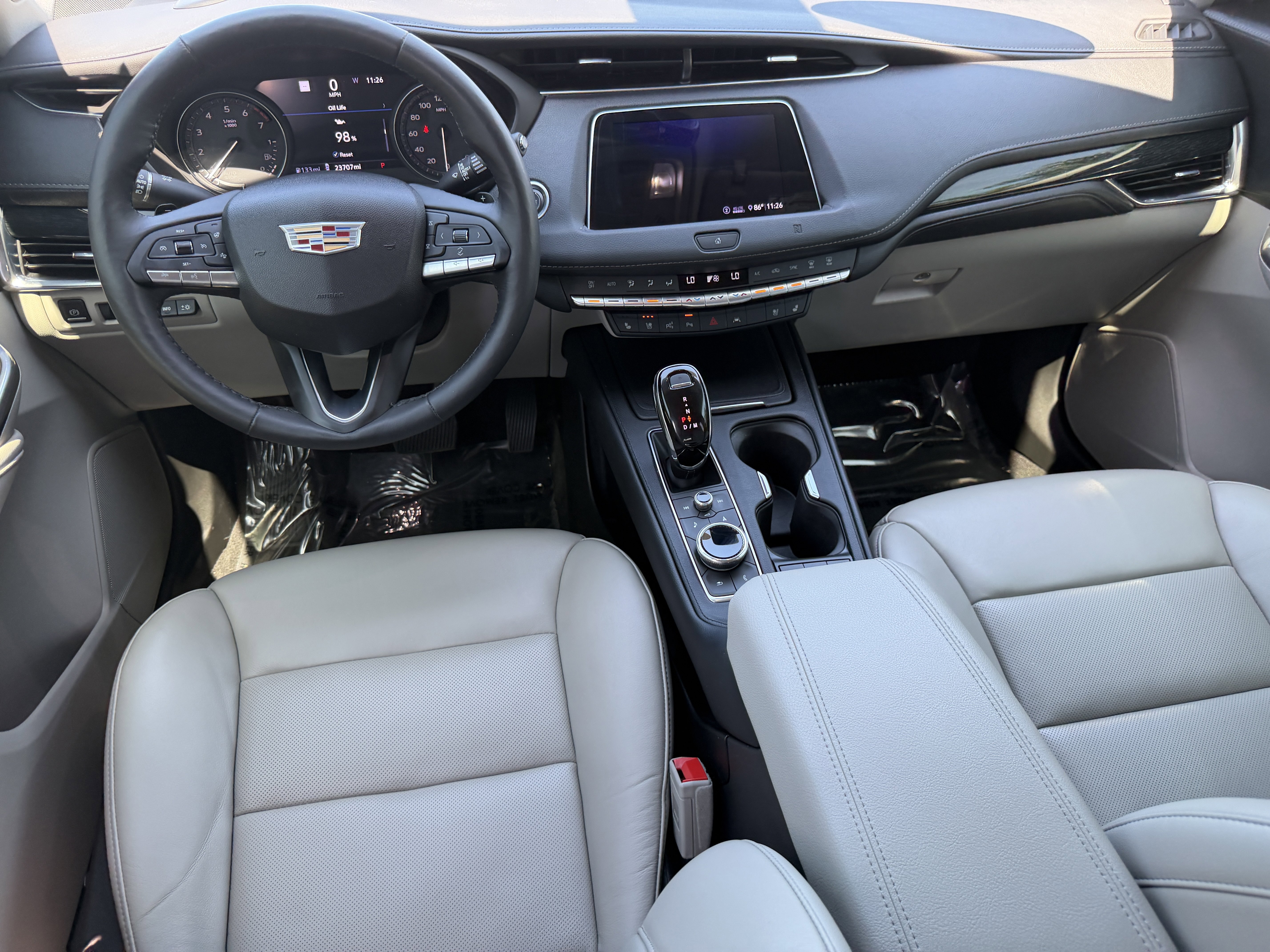 Used 2020 Cadillac XT4 Premium Luxury FWD image 13