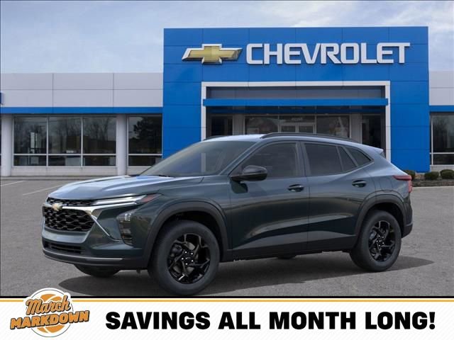 New 2026 Chevrolet Trax LT w/ Driver Confidence Package image 2