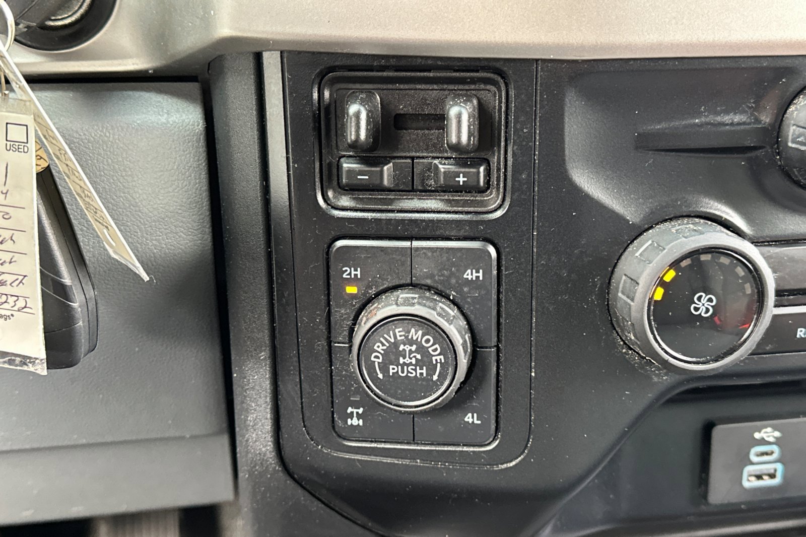 Used 2024 Ford F350 XLT w/ Tremor Off-Road Package AWD/4WD image 26