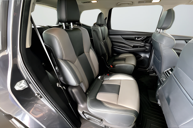 Used 2023 Subaru Ascent Onyx Edition AWD/4WD image 19