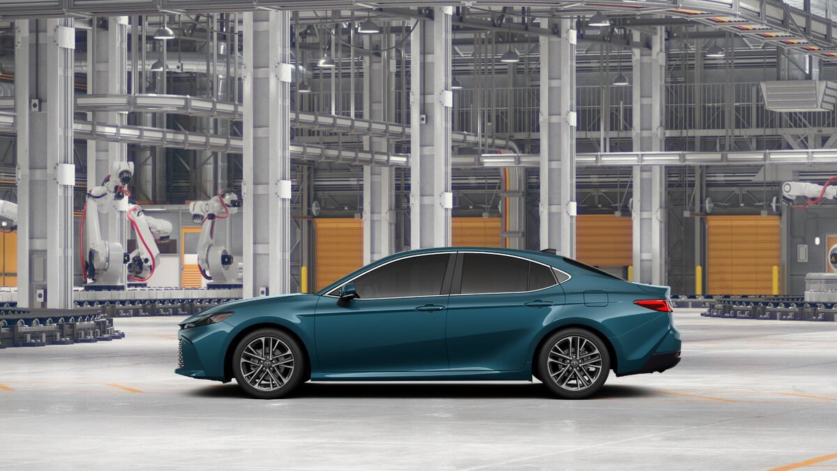 New 2027 Toyota Camry XLE w/ Premium Plus Package AWD/4WD image 4