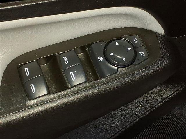 Used 2024 Chevrolet Equinox LS w/ LS Convenience Package image 14