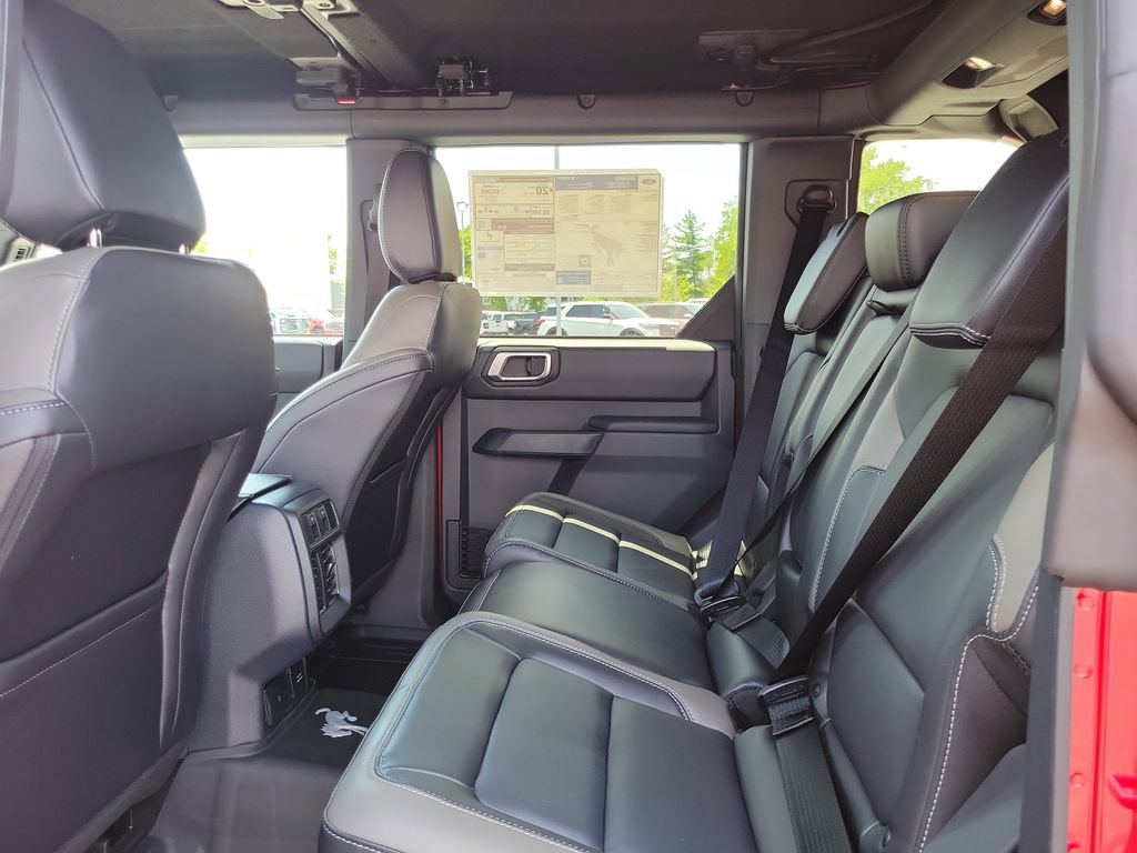 New 2026 Ford Bronco Outer Banks AWD/4WD image 14