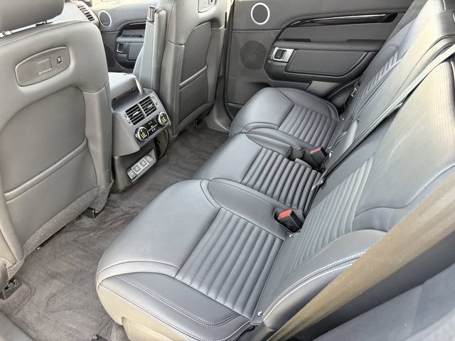 Used 2025 Land Rover Discovery S AWD/4WD image 25