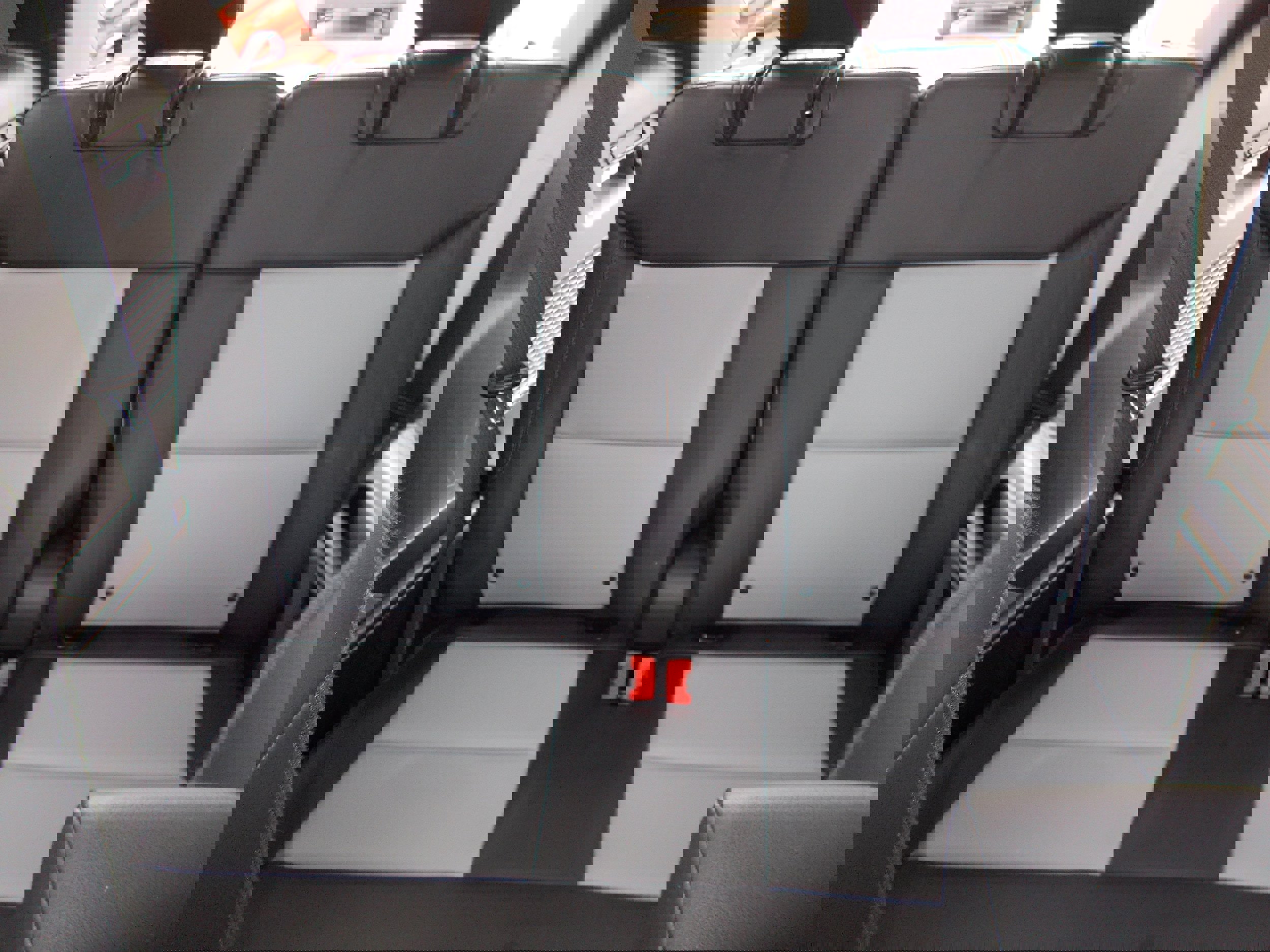 Used 2023 Ford Explorer XLT w/ Equipment Group 202A image 10