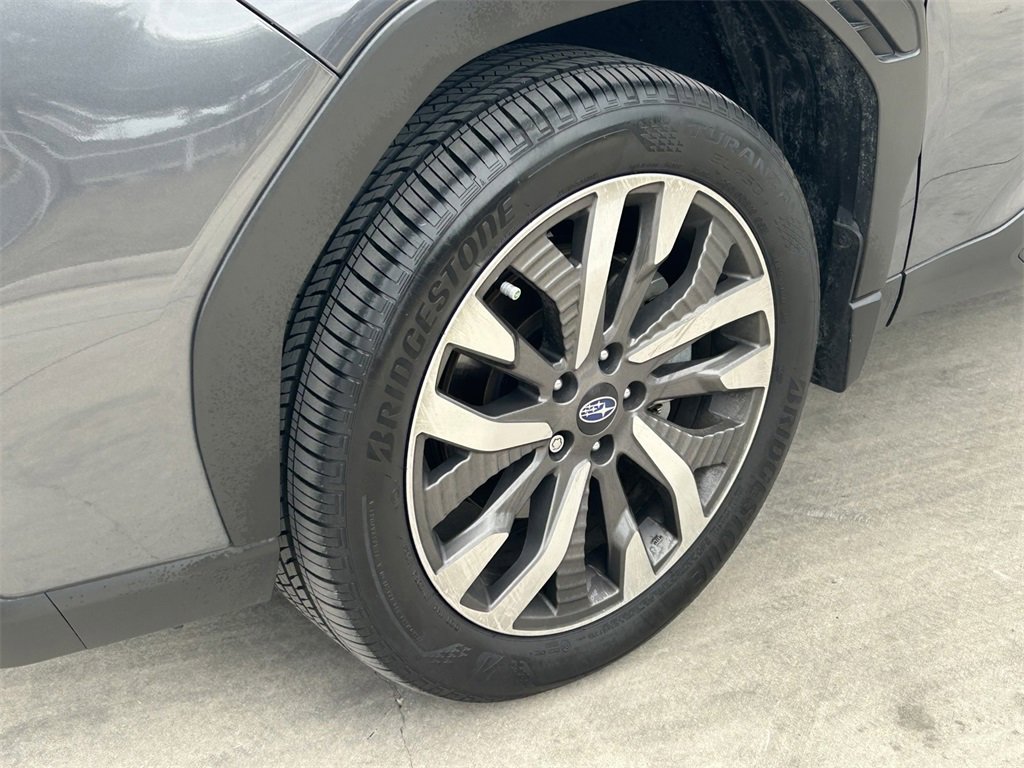Used 2025 Subaru Forester Touring image 9